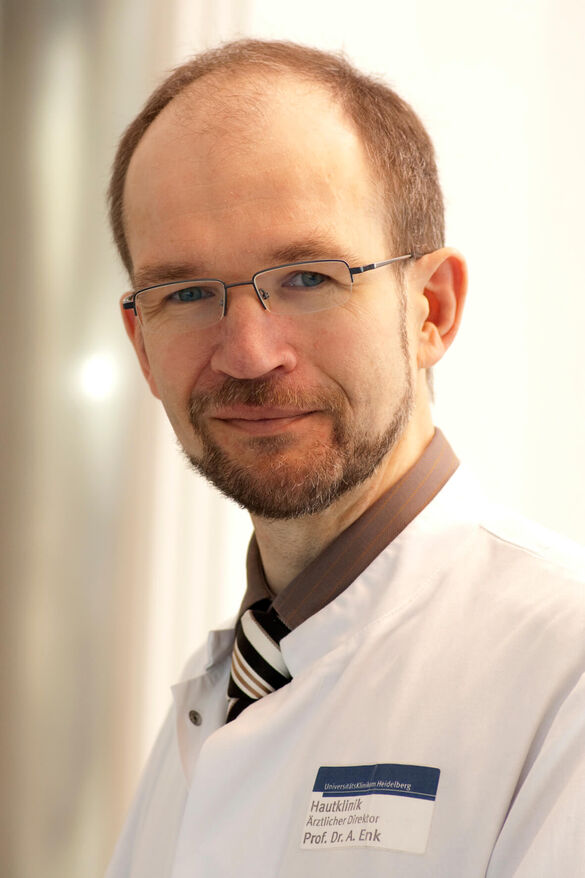 Portrait of Prof. Dr. Alexander Enk